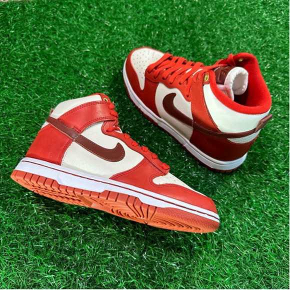 Nike Dunk High LXX Cinnabar SEND OFFERS - Picture 7 of 10